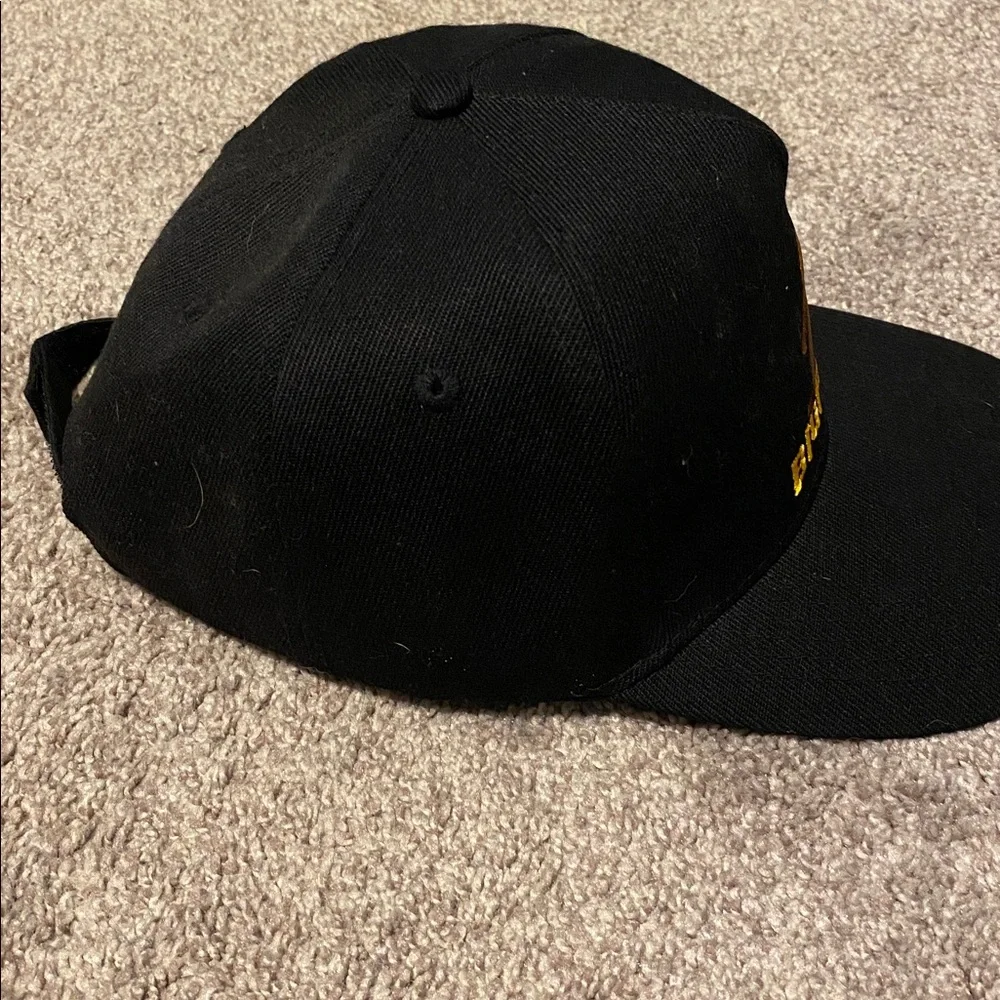 FRESH Black Bigfoot Embroidered Cap - Picture 7 of 7